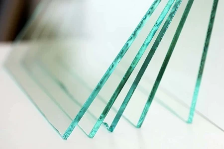 Single-sided anti-reflective glass